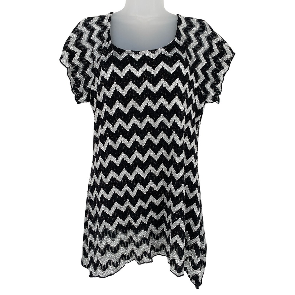 Brittany Black Size Medium Black White Chevron Lace Top Lined